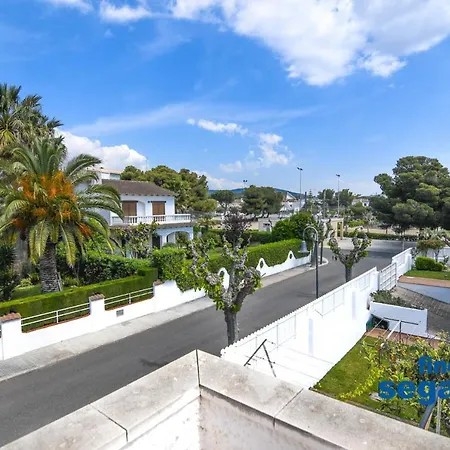 Gaia Holiday home